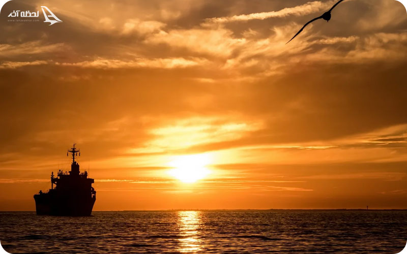 غروب آفتاب کشتی یونانی