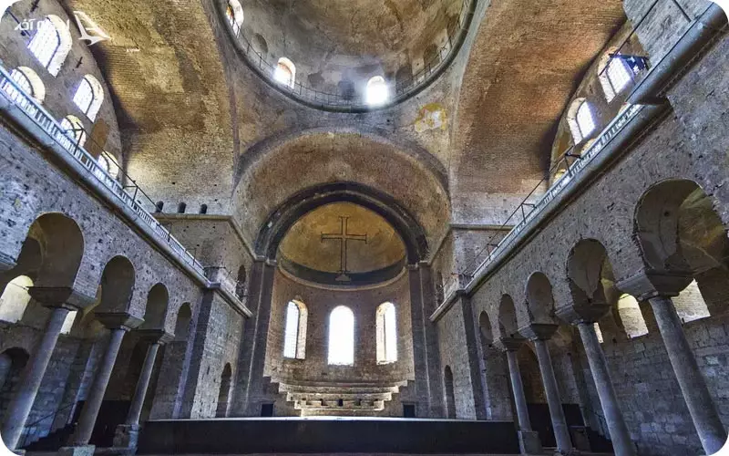 نمای داخل موزه سنت