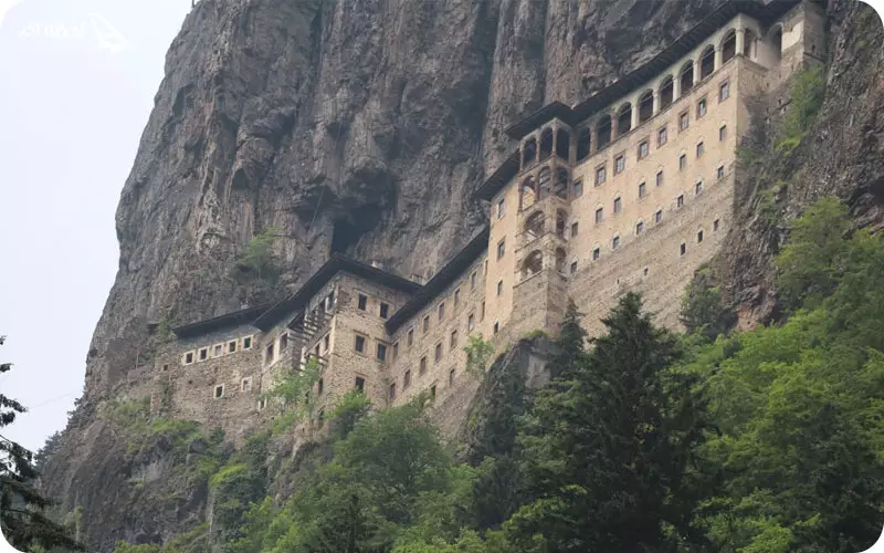 بخش های صومعه سوملا