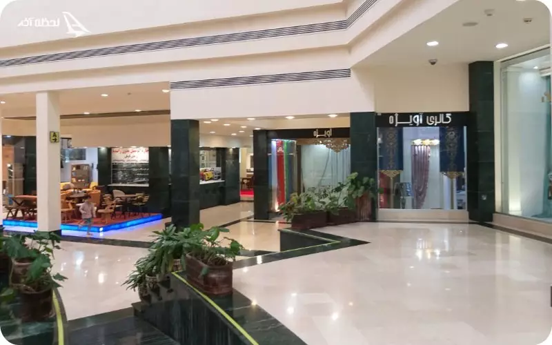 فروشگاه های مرکز خرید پادنا