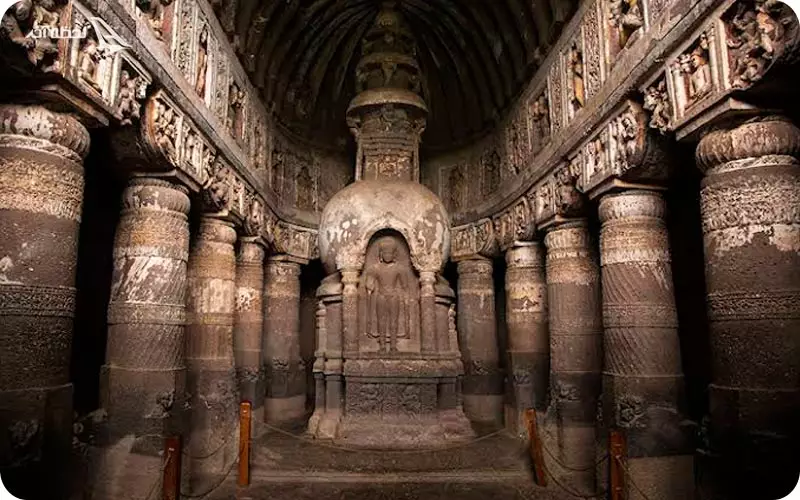 غارهای آجانتا چگونه کشف شدند؟