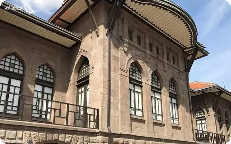  ساختمان موزه جنگ استقلال