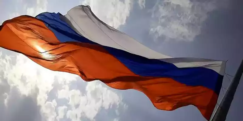 پرچم روسیه | تاریخچه + عکس