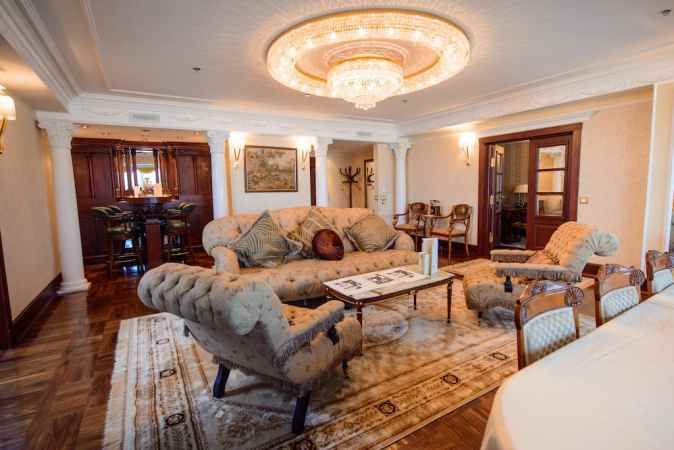 هتل امباسادور نمای سالن اتاق ها