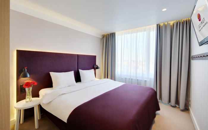 هتل ازیموت نمای اتاق