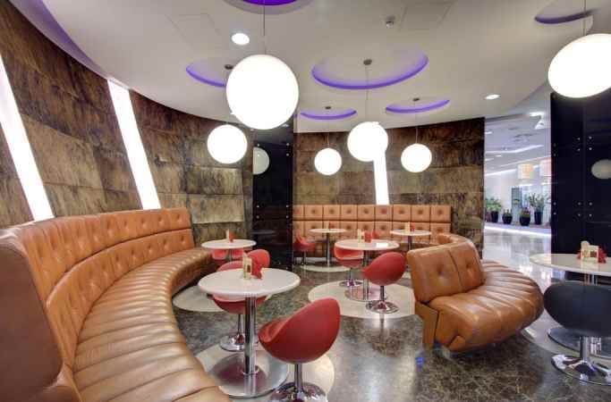 هتل ایزمایلوو الفا نمای کافی شاپ لابی