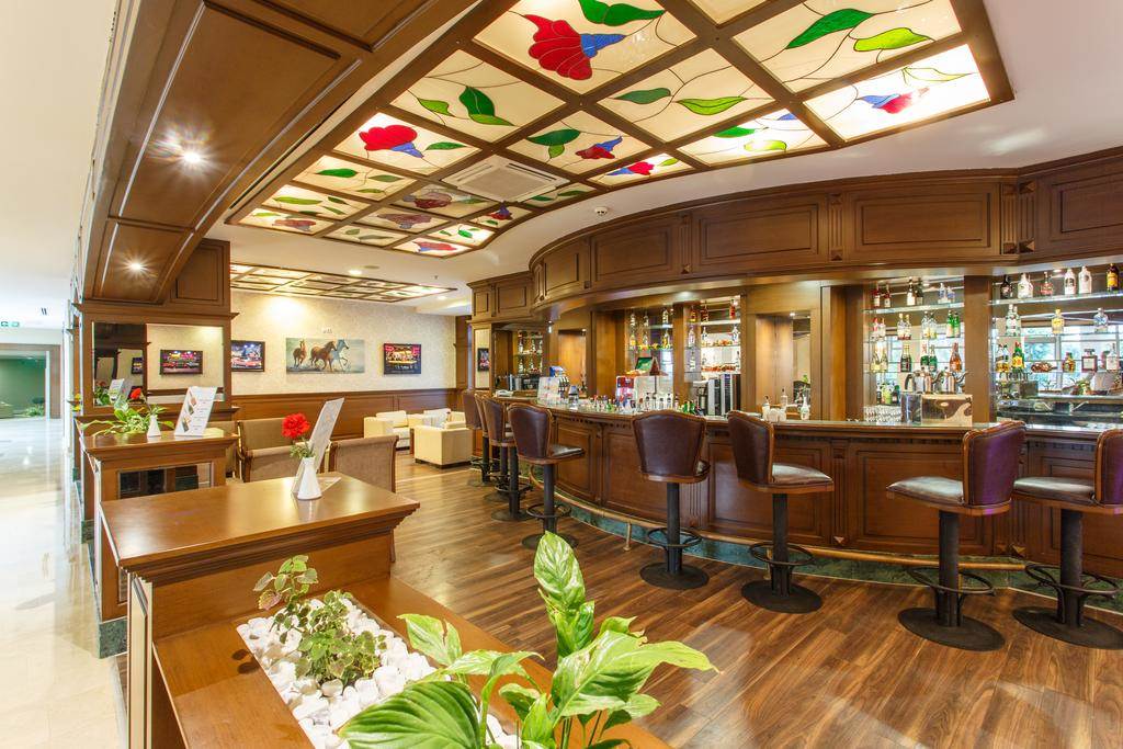 هتل لوسیدا بیچ نمای کافی شاپ لابی