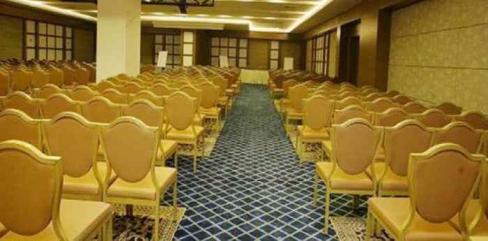 هتل کوئین الیسا نمای سالن اجتماعات