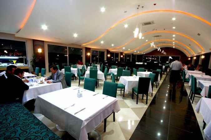 هتل مایا ورلد نمای رستوران