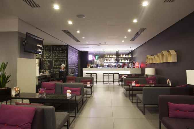 هتل ازیموت نمای کافی شاپ