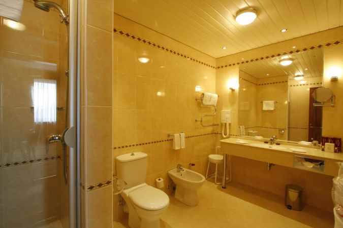 هتل پرسیدنت نمای سرویس بهداشتی