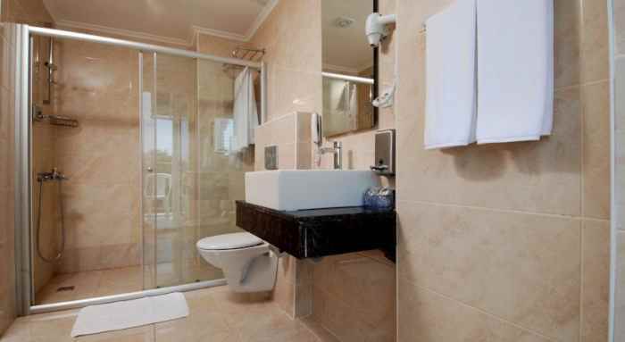 هتل مایا ورلد نمای سرویس حمام