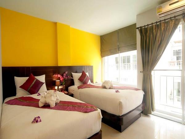 هتل پی جی ریسورتل نمای اتاق با 2 تخت خواب تک نفره