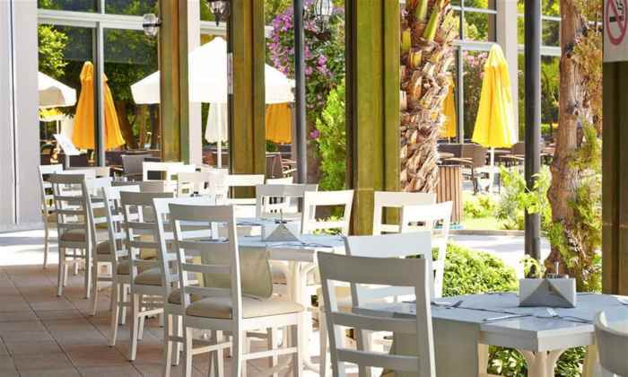 هتل شروود گرینوود نمای رستوران