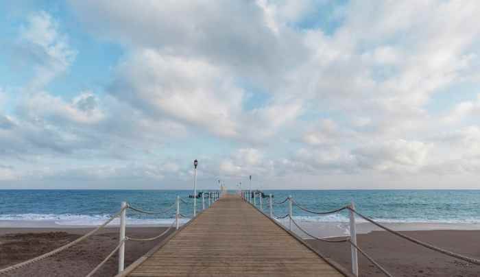 هتل ونزیا پالاس نمای اسکله و ساحل