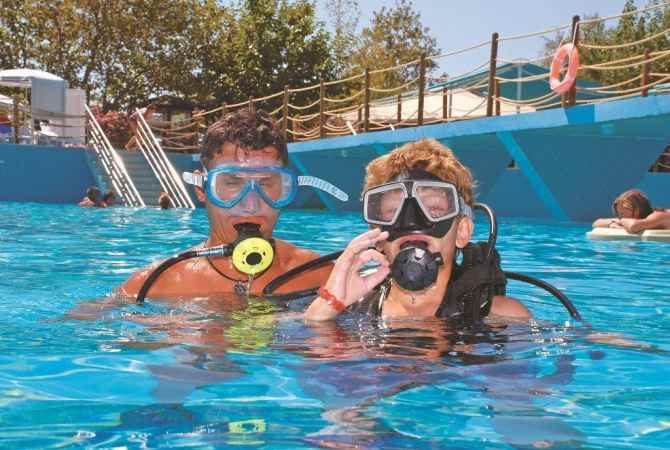 هتل دایما ریسورت نمای غواصی