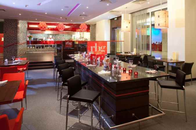 هتل پارک این پریبالتیسکایا نمای کافه لابی