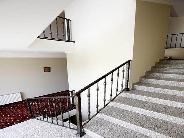 هتل جی ان جی نمای ورودی طبقات