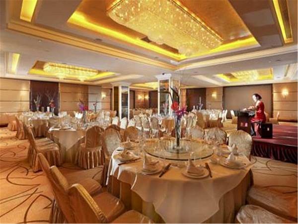 هتل رویال اینترنشنال نمای رستوران