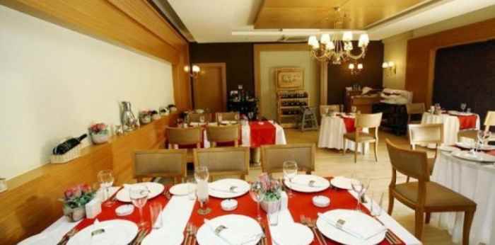 هتل کوئین الیسا نمای رستوران