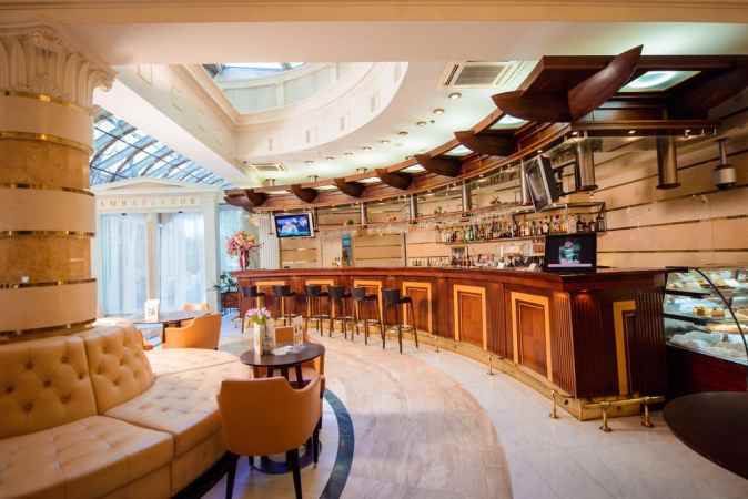 هتل امباسادور نمای کافه لابی