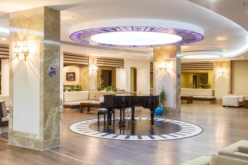 هتل لوسیدا بیچ نمای لابی