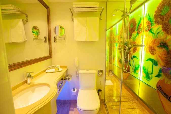 هتل کرستن نمای سرویس بهداشتی