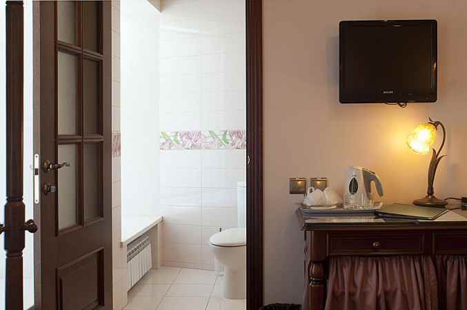 هتل ورمنا گودا نمای سرویس بهداشتی