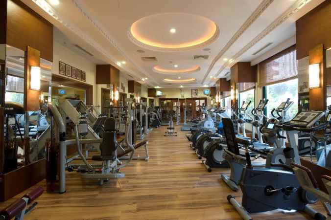 هتل دلفین پالاس نمای سالن بدنسازی