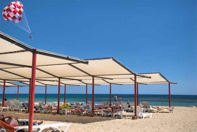 هتل رامادا ساید نمای ساحل اختصاصی