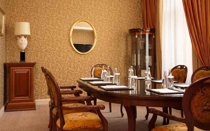 هتل رادیسون رویال نمای داخلی لابی