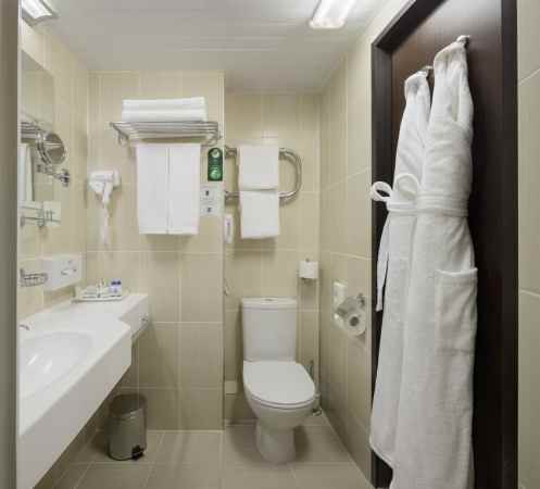 هتل بست وسترن پلاس مسکو وگا نمای سرویس حمام