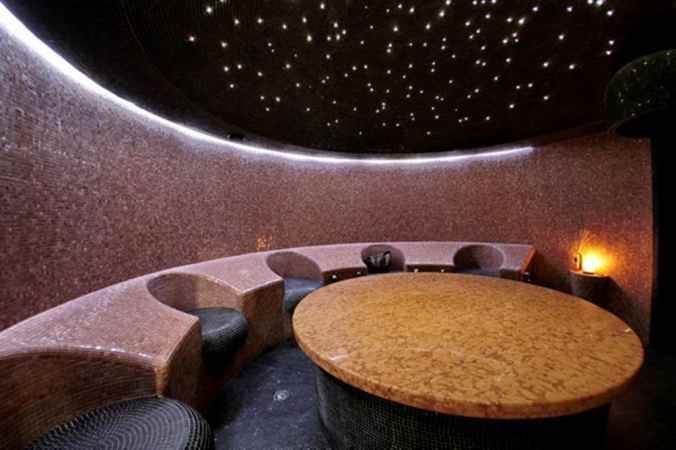 هتل مسکو نمای شاه نشین