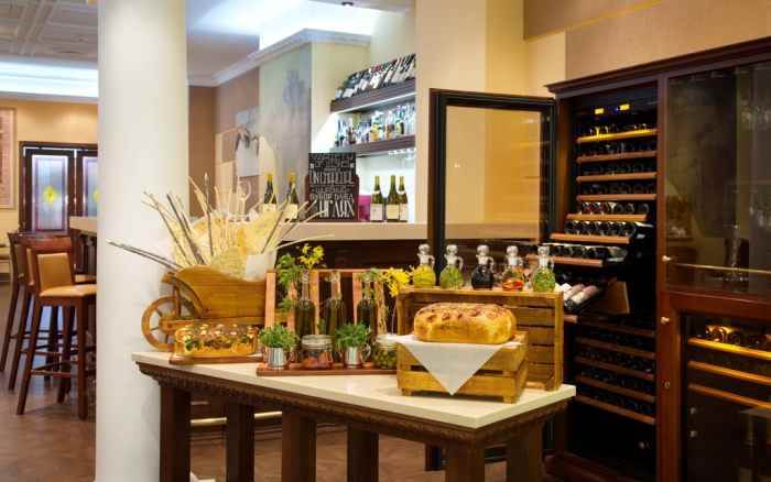 هتل رادیسون سلاویانسکایا نمای کافی شاپ