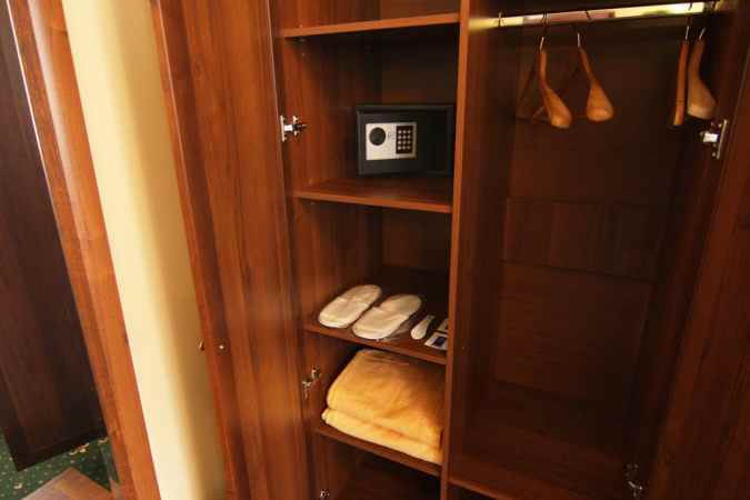 هتل اگنی کلاب نمای کمد و گاو صندوق