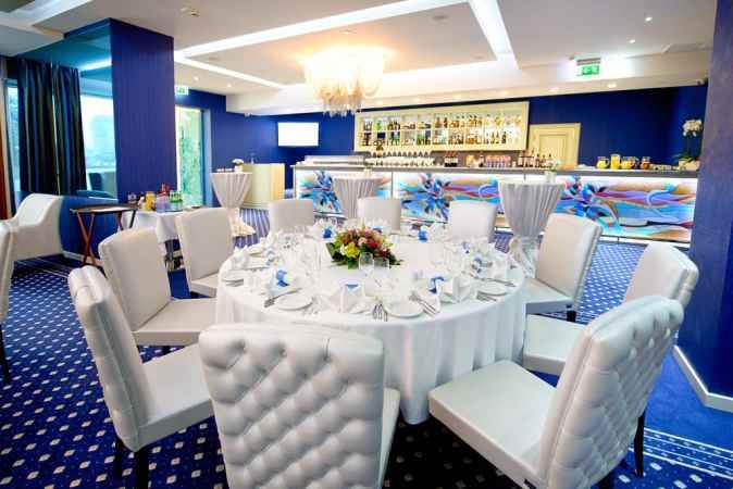 هتل کرون پلازا مسکو نمای رستوران