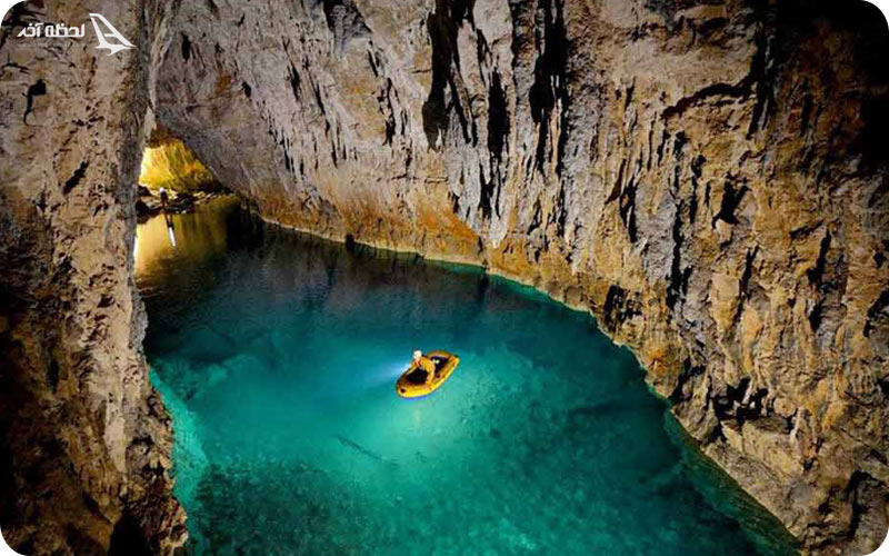 گود ترین غار دنیا عکس