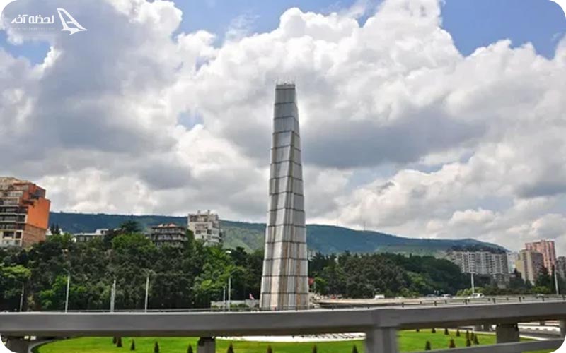 میدان قهرمانان تفلیس