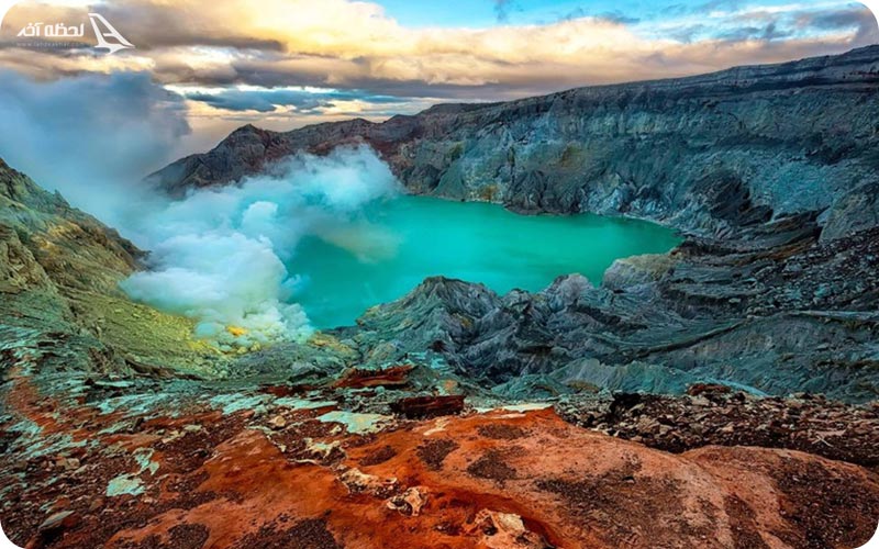 دریاچه ای از اسید	