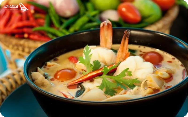 سوپ تایلندی خوشمزه