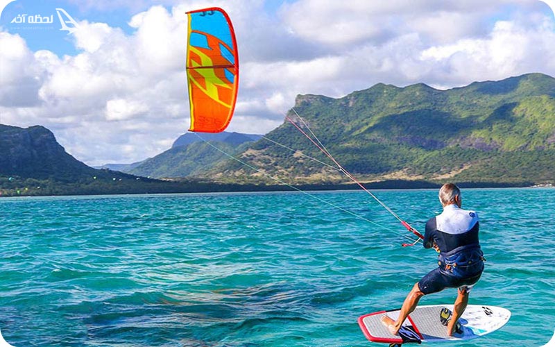 تفریح آبی به سبک کایت بوردینگ