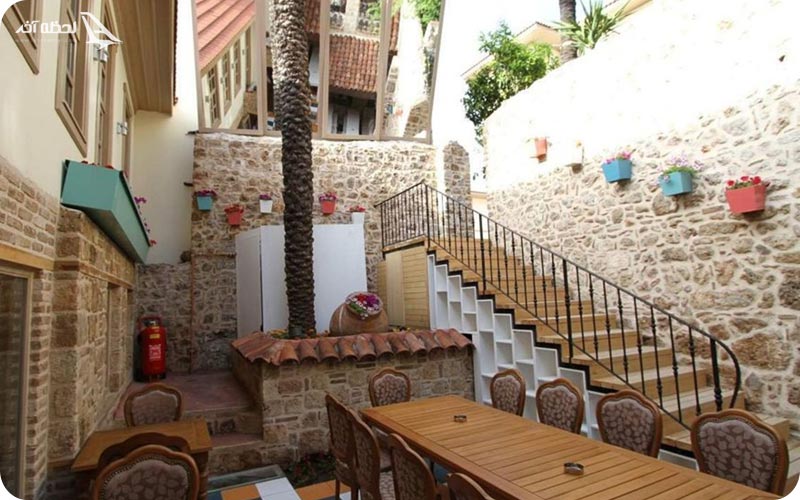 رستوران پاتیو آنتالیا