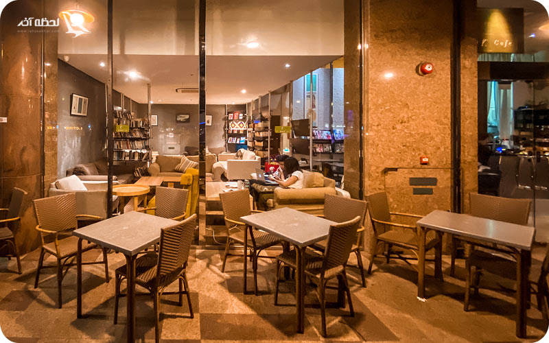 کافه کتاب سنگاپور	