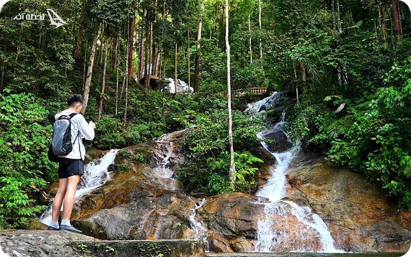 آدرس آبشار کانچینگ