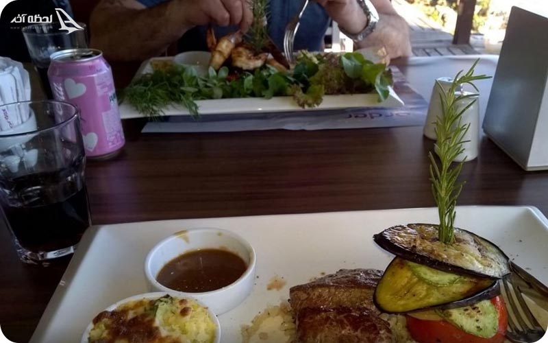 غذاهای کافه اردر لانژ