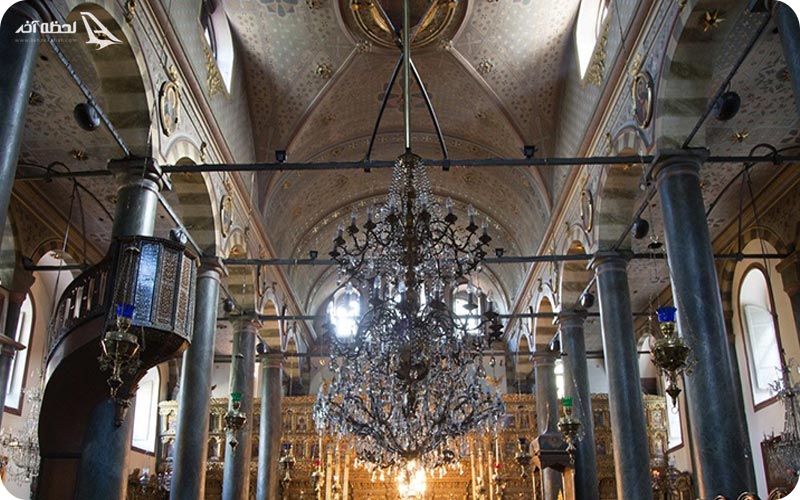 چیدمان کلیسای سنت جورج استانبول