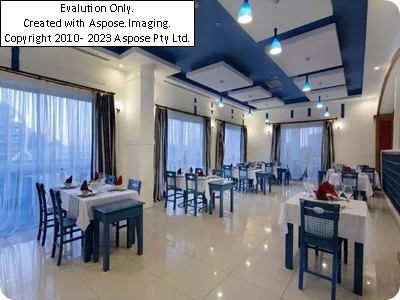 رستوران Hotel Senza Inn Resort & Spa