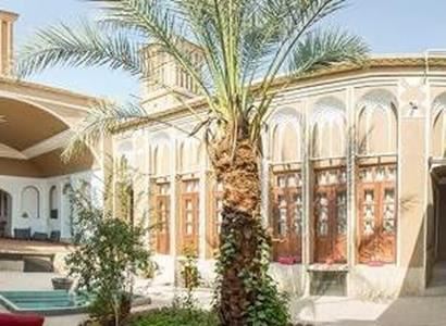 بوم گردی طارونه یزد