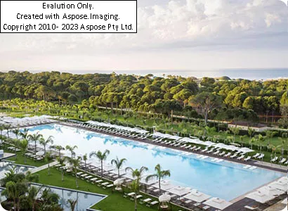 محوطه هتل رگنوم کاریا ریزورت آنتالیا