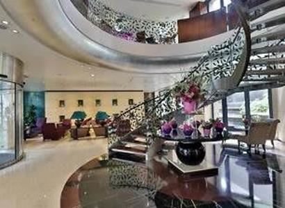 Crowne Plaza Beirut Crowne Plaza Beirut